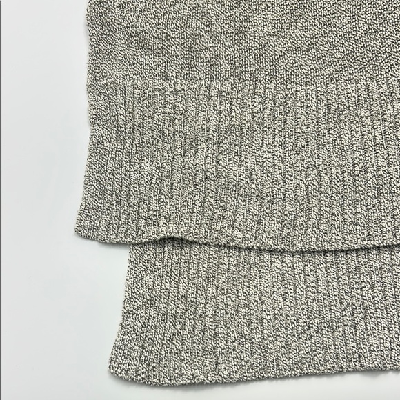 Banana Republic V-Neck Sweater Vest Small Gray Women's High Low Knit Relaxed Fit - Picture 9 of 15